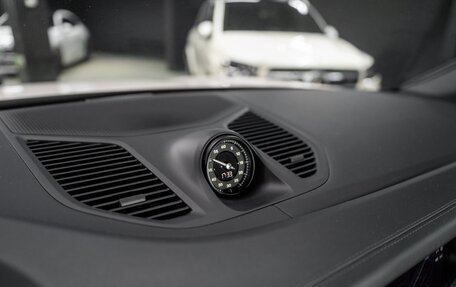 Porsche Cayenne III, 2025 год, 16 990 000 рублей, 16 фотография