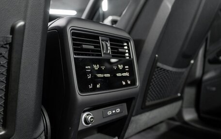 Porsche Cayenne III, 2025 год, 16 990 000 рублей, 19 фотография