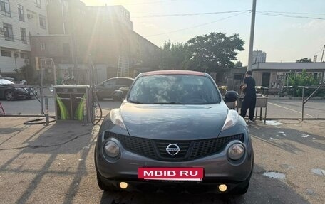 Nissan Juke II, 2011 год, 990 000 рублей, 2 фотография