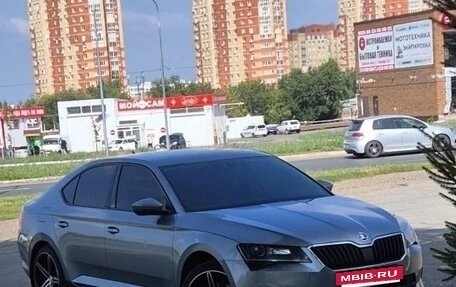 Skoda Superb III рестайлинг, 2018 год, 1 890 000 рублей, 16 фотография