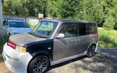 Toyota bB I рестайлинг, 2000 год, 280 000 рублей, 8 фотография