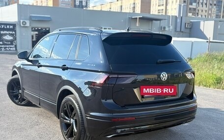 Volkswagen Tiguan II, 2017 год, 2 500 000 рублей, 10 фотография