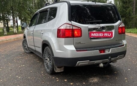 Chevrolet Orlando I, 2012 год, 915 000 рублей, 5 фотография