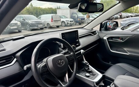 Toyota RAV4, 2021 год, 4 600 000 рублей, 6 фотография