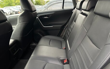 Toyota RAV4, 2021 год, 4 600 000 рублей, 10 фотография