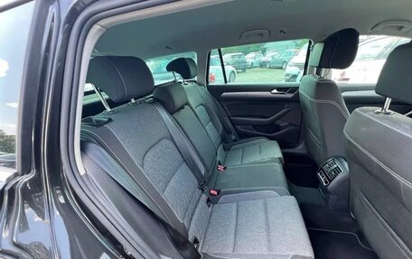 Volkswagen Passat B8 рестайлинг, 2022 год, 2 132 000 рублей, 8 фотография