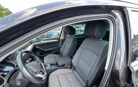 Volkswagen Passat B8 рестайлинг, 2022 год, 2 132 000 рублей, 12 фотография