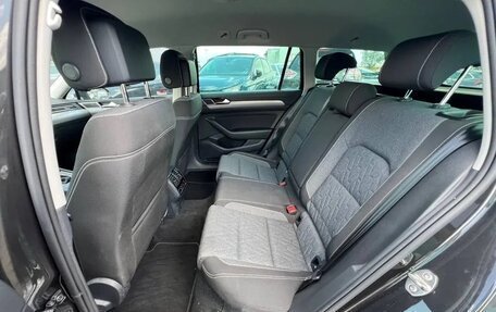Volkswagen Passat B8 рестайлинг, 2022 год, 2 132 000 рублей, 9 фотография
