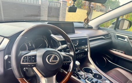 Lexus RX IV рестайлинг, 2019 год, 4 150 000 рублей, 6 фотография