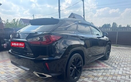Lexus RX IV рестайлинг, 2019 год, 4 150 000 рублей, 5 фотография