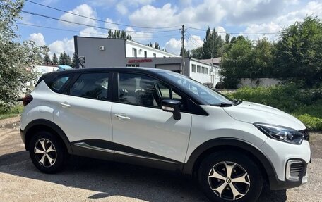 Renault Kaptur I рестайлинг, 2020 год, 1 550 000 рублей, 2 фотография