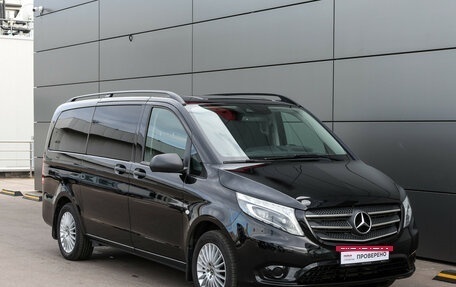 Mercedes-Benz Vito, 2018 год, 4 398 000 рублей, 3 фотография