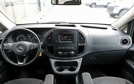 Mercedes-Benz Vito, 2018 год, 4 398 000 рублей, 14 фотография
