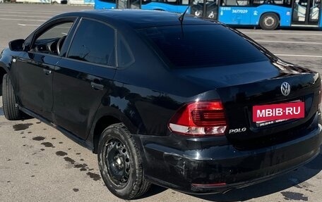 Volkswagen Polo VI (EU Market), 2015 год, 650 000 рублей, 2 фотография