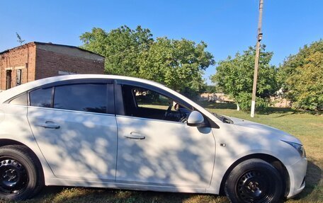 Chevrolet Cruze II, 2012 год, 295 000 рублей, 3 фотография