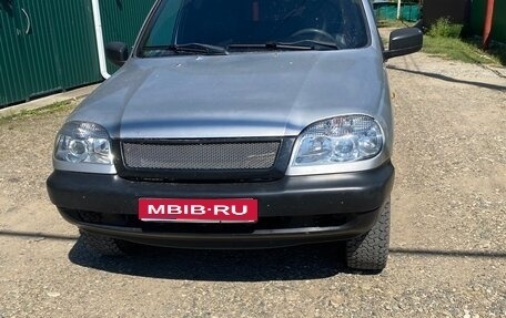Chevrolet Niva I рестайлинг, 2006 год, 520 000 рублей, 1 фотография