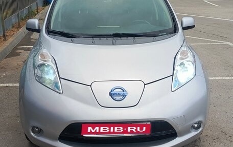 Nissan Leaf I, 2015 год, 1 450 000 рублей, 1 фотография