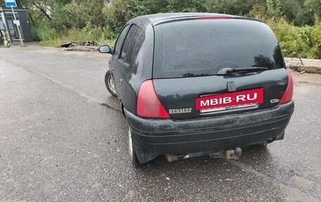Renault Clio III, 2000 год, 160 000 рублей, 6 фотография