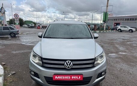 Volkswagen Tiguan I, 2015 год, 1 600 000 рублей, 2 фотография