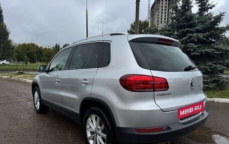 Volkswagen Tiguan I, 2015 год, 1 600 000 рублей, 4 фотография