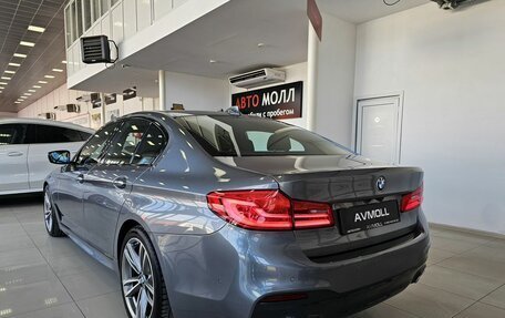 BMW 5 серия, 2018 год, 3 999 000 рублей, 8 фотография
