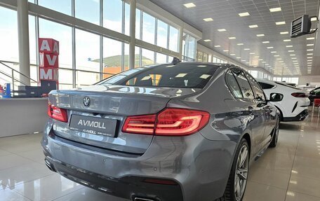BMW 5 серия, 2018 год, 3 999 000 рублей, 9 фотография