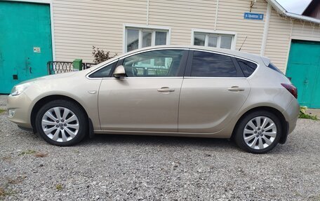 Opel Astra J, 2012 год, 850 000 рублей, 4 фотография