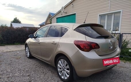 Opel Astra J, 2012 год, 850 000 рублей, 5 фотография