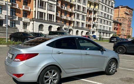 Hyundai Solaris II рестайлинг, 2016 год, 1 100 000 рублей, 3 фотография