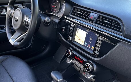 KIA Rio IV, 2018 год, 1 680 000 рублей, 32 фотография