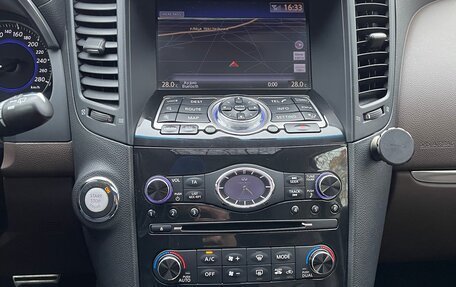 Infiniti FX II, 2012 год, 1 850 000 рублей, 20 фотография