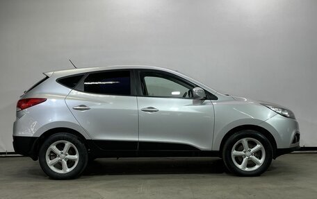 Hyundai ix35 I рестайлинг, 2012 год, 899 000 рублей, 4 фотография