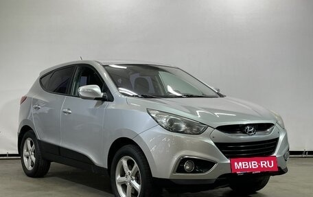 Hyundai ix35 I рестайлинг, 2012 год, 899 000 рублей, 3 фотография