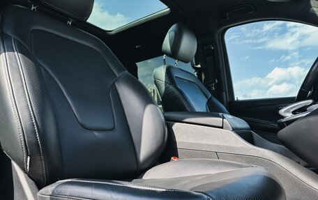 Mercedes-Benz V-Класс, 2016 год, 4 499 000 рублей, 25 фотография