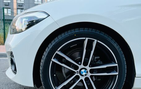 BMW 1 серия, 2019 год, 2 350 000 рублей, 6 фотография