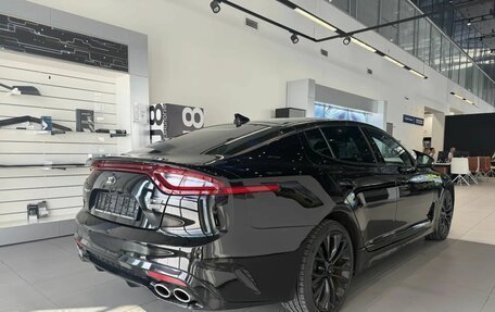 KIA Stinger I, 2018 год, 1 990 000 рублей, 6 фотография