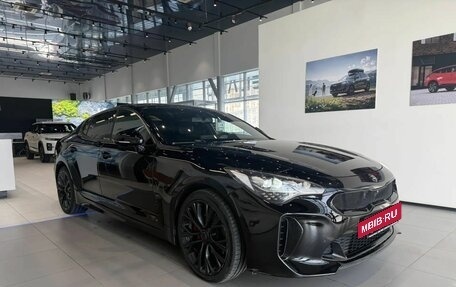 KIA Stinger I, 2018 год, 1 990 000 рублей, 3 фотография