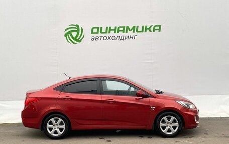 Hyundai Solaris II рестайлинг, 2013 год, 680 000 рублей, 4 фотография