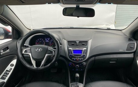 Hyundai Solaris II рестайлинг, 2013 год, 680 000 рублей, 12 фотография