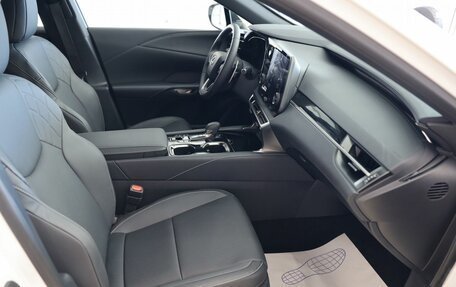 Lexus RX IV рестайлинг, 2025 год, 8 100 000 рублей, 16 фотография