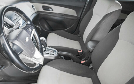 Chevrolet Cruze II, 2013 год, 729 000 рублей, 9 фотография