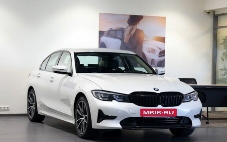 BMW 3 серия, 2020 год, 3 790 000 рублей, 3 фотография