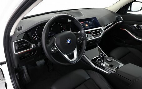 BMW 3 серия, 2020 год, 3 790 000 рублей, 12 фотография