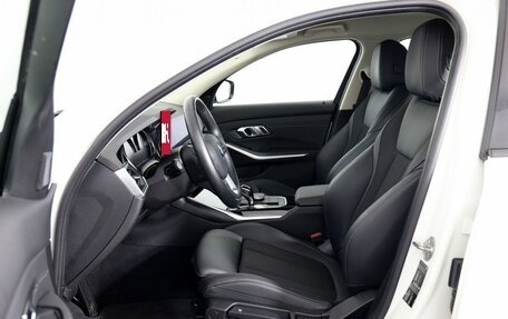 BMW 3 серия, 2020 год, 3 790 000 рублей, 11 фотография