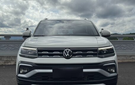 Volkswagen T-Cross I, 2021 год, 1 687 379 рублей, 2 фотография
