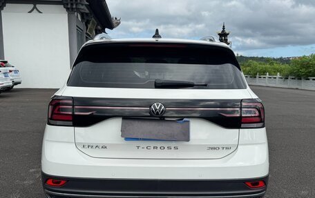 Volkswagen T-Cross I, 2021 год, 1 687 379 рублей, 5 фотография