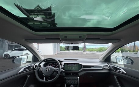 Volkswagen T-Cross I, 2021 год, 1 687 379 рублей, 14 фотография
