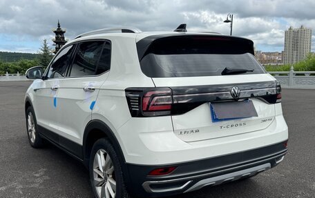 Volkswagen T-Cross I, 2021 год, 1 687 379 рублей, 6 фотография