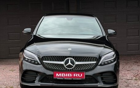 Mercedes-Benz C-Класс, 2019 год, 3 450 000 рублей, 1 фотография