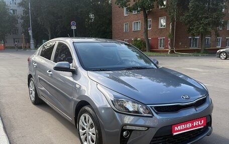 KIA Rio IV, 2018 год, 1 320 000 рублей, 1 фотография